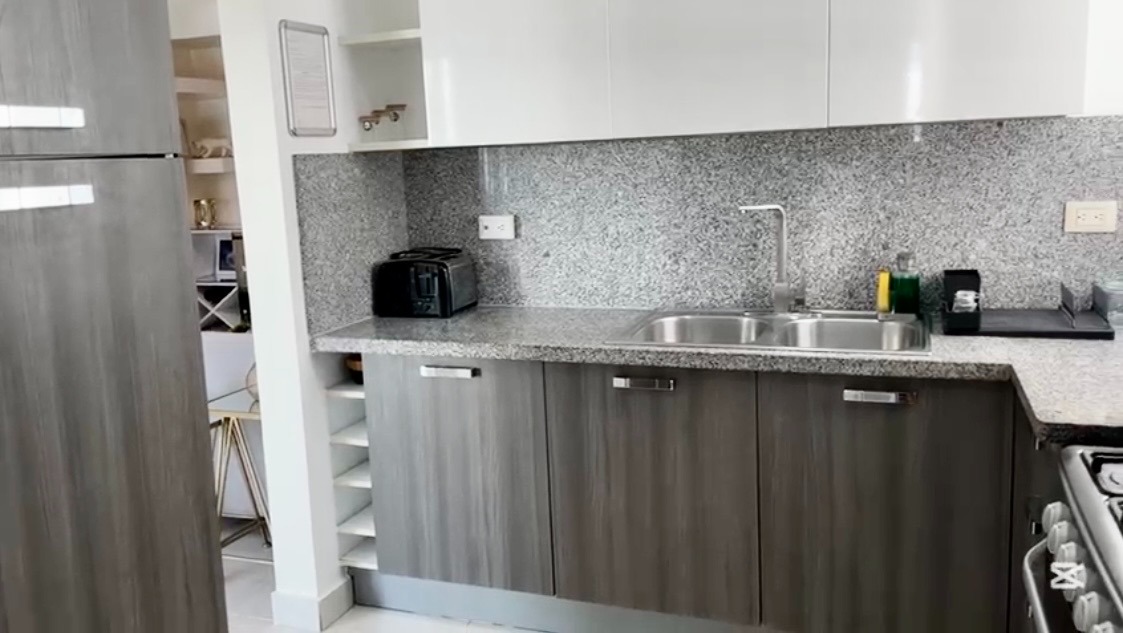 Apartamento amueblado en alquiler en Evaristo Morales de 1 habitación 