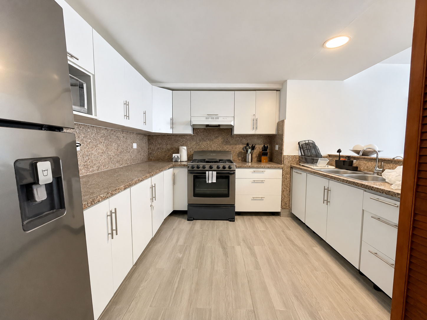 Apartamento amueblado de 2 habitaciones en alquiler | Naco, Santo Domingo