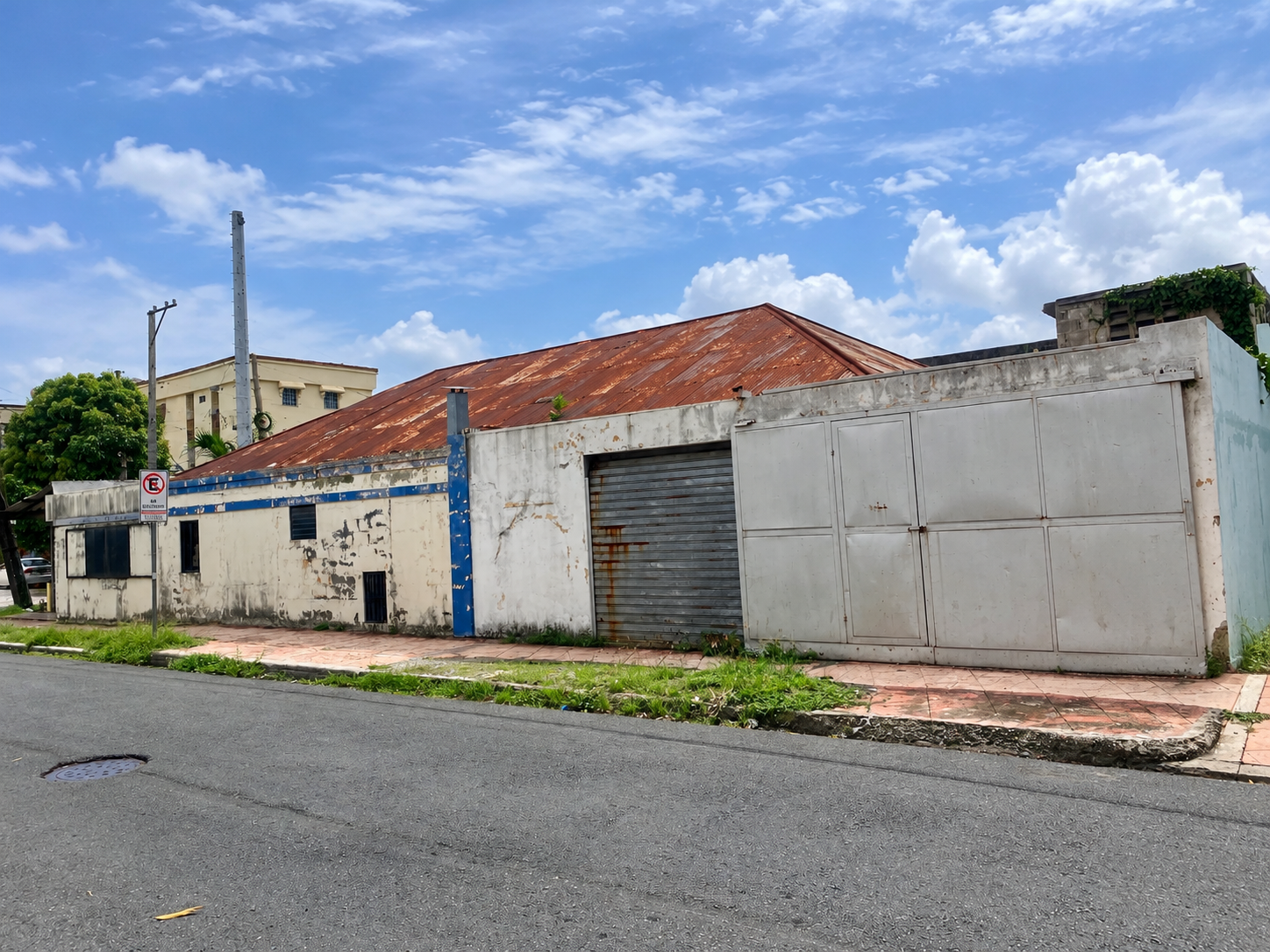 Casa en esquina con potencial de desarrollo en venta  | Gazcue, santo Domingo